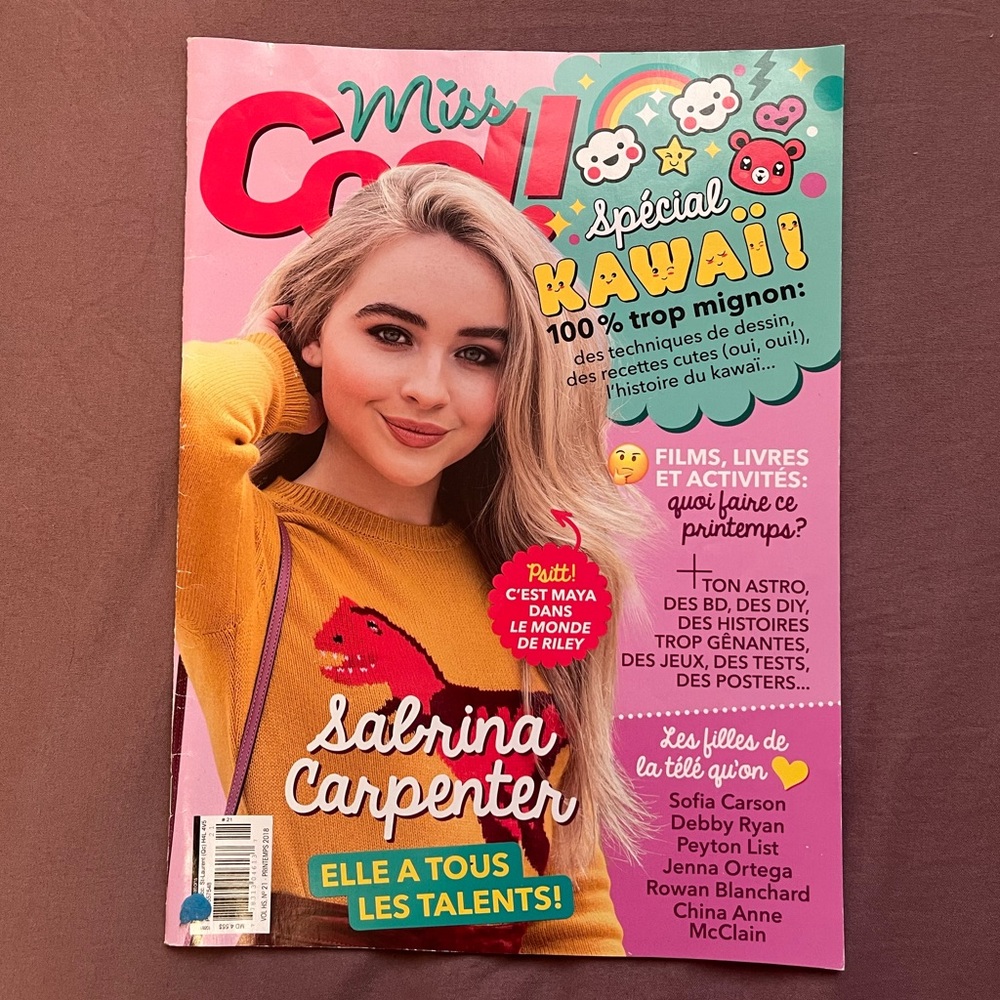 Sabrina Carpenter Miss Cool! French magazine